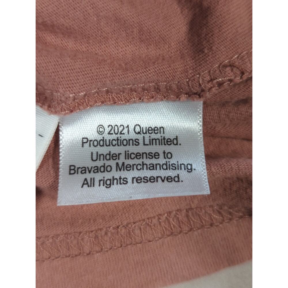 Abercrombie Queen Tour '75 Tee M Pink Soft A&F Collection Band Graphic Shirt - Picture 3 of 13